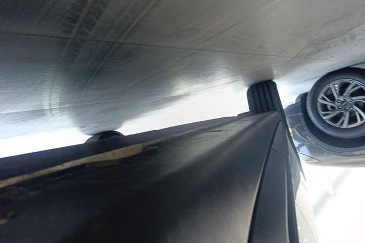 Used CHANGAN UNI-T 2022 1.5T Excellence Model Left Side Sill