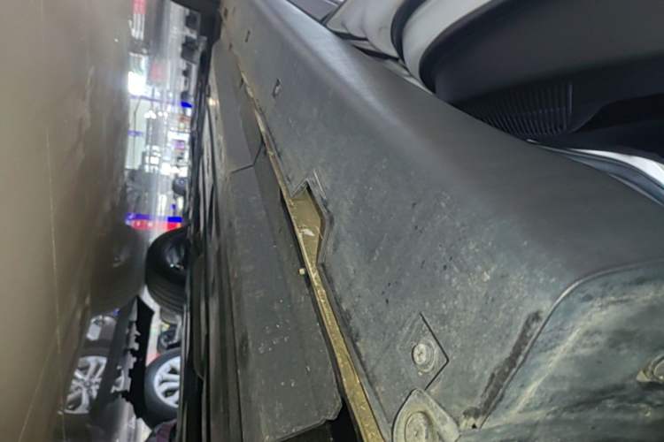 Used CHANGAN UNI-T 2022 1.5T Flagship Edition Left Side Sill