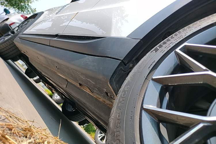 Used CHANGAN UNI-T 2022 1.5T Prestige Version Left Side Sill