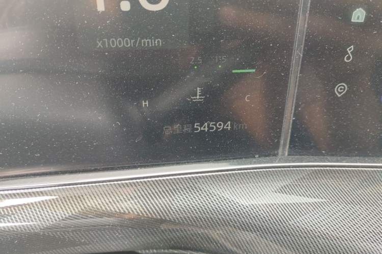 Used CHANGAN UNI-T 2022 1.5T Sport Edition Flagship Version Odometer Close Up