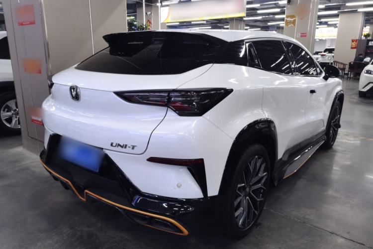 Used CHANGAN UNI-T 2022 1.5T Prestige Version Rear Right 45 Deg
