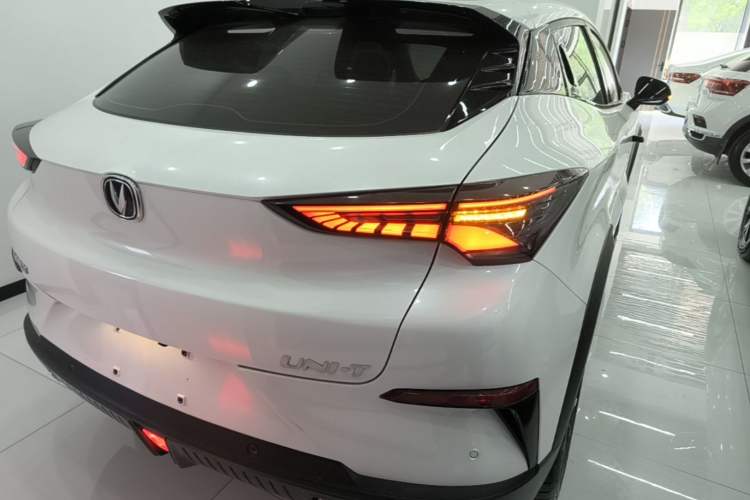 Used CHANGAN UNI-T 2022 1.5T Prestige Version Rear
