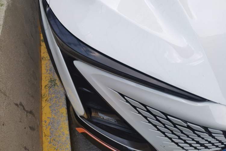 Used CHANGAN UNI-T 2022 1.5T Sport Edition Flagship Version Right Front Headlight