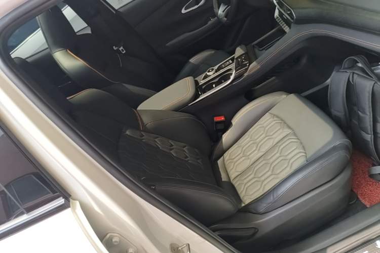 Used CHANGAN UNI-T 2022 1.5T Prestige Version Right Front Seat
