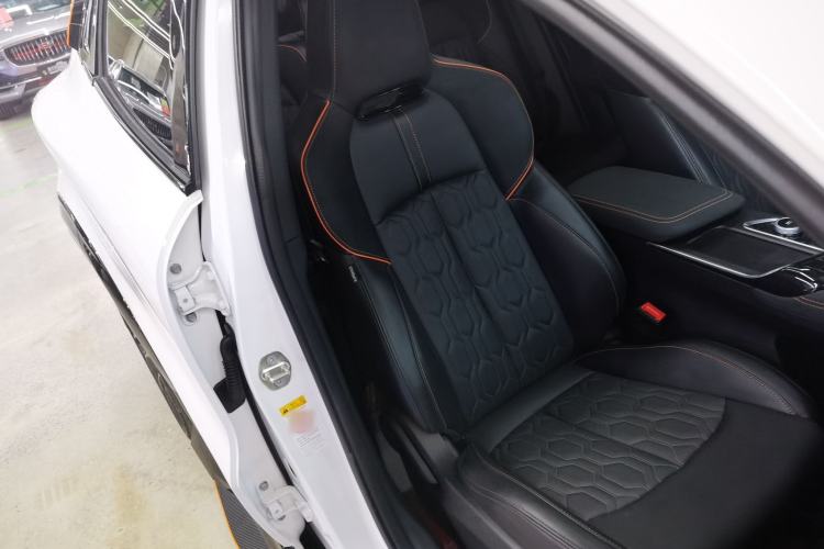Used CHANGAN UNI-T 2022 1.5T Sport Edition Premium Version Right Front Seat