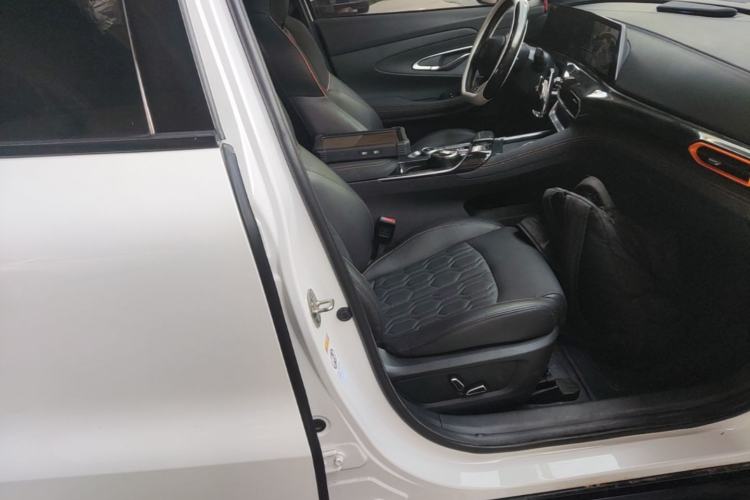 Used CHANGAN UNI-T 2022 1.5T Sport Edition Flagship Version Right Front Seat