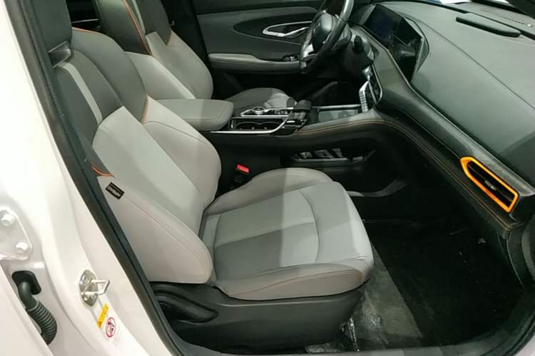 Used CHANGAN UNI-T 2022 1.5T Prestige Version Right Front Seat