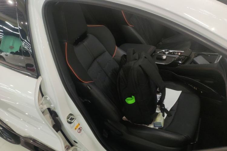 Used CHANGAN UNI-T 2022 1.5T Sport Edition Premium Version Right Front Seat