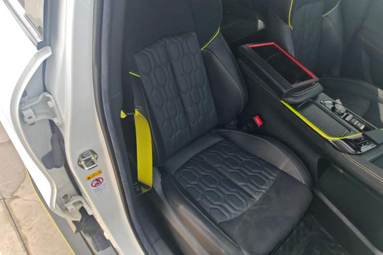 Used CHANGAN UNI-T 2022 1.5T Sport Edition Premium Version Right Front Seat