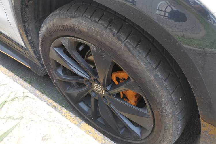 Used CHANGAN UNI-T 2022 1.5T Sport Edition Flagship Version Right Front Wheel Hub