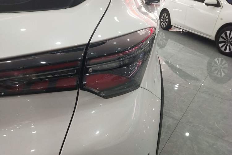 Used CHANGAN UNI-T 2022 1.5T Prestige Version Right Rear Taillight