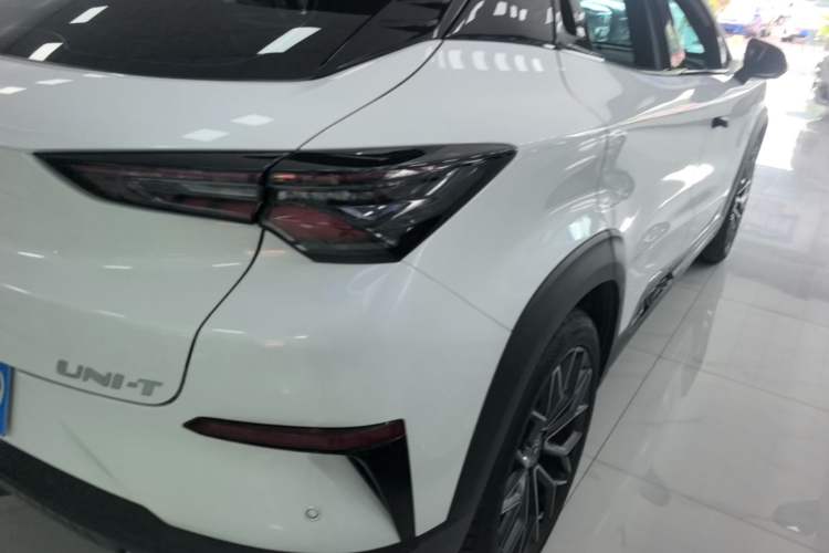 Used CHANGAN UNI-T 2022 1.5T Prestige Version Right Rear Taillight