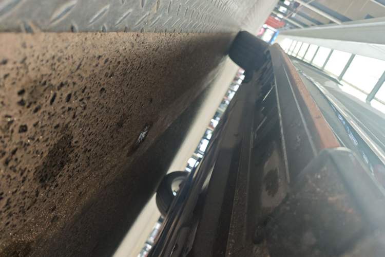 Used CHANGAN UNI-T 2022 1.5T Sport Edition Premium Version Right Side Sill