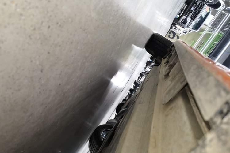 Used CHANGAN UNI-T 2022 1.5T Sport Edition Premium Version Right Side Sill