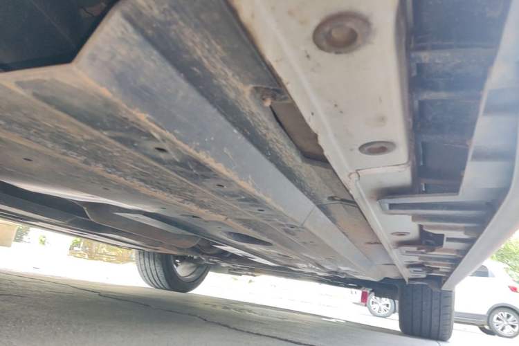 Used CHANGAN UNI-T 2022 1.5T Sport Edition Flagship Version Right Side Sill
