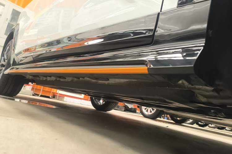 Used CHANGAN UNI-T 2022 1.5T Prestige Version Right Side Sill