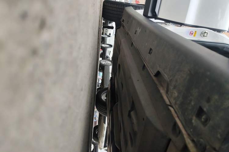 Used CHANGAN UNI-T 2022 1.5T Flagship Edition Right Side Sill