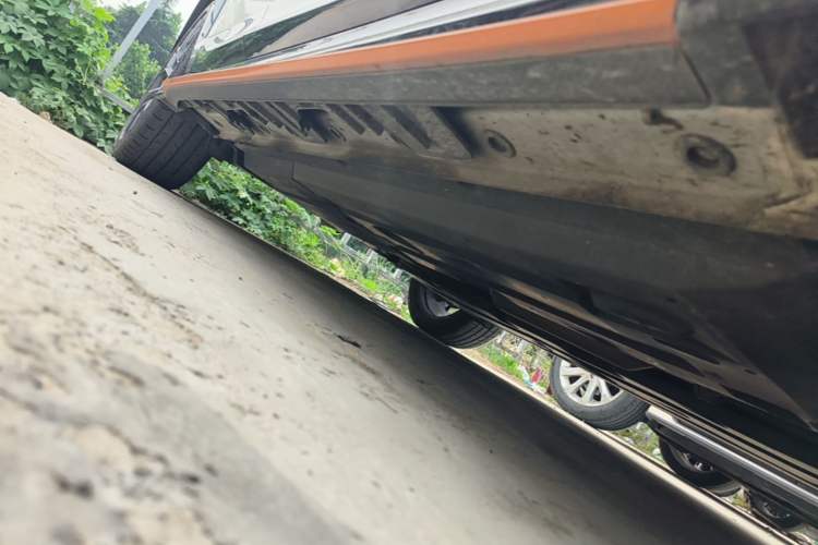 Used CHANGAN UNI-T 2022 1.5T Prestige Version Right Side Sill