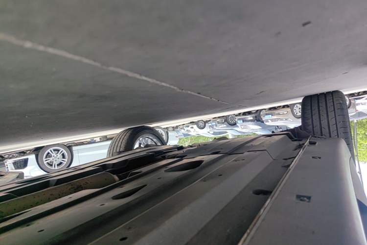 Used CHANGAN UNI-T 2022 1.5T Prestige Version Right Side Sill