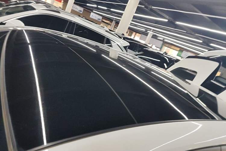 Used CHANGAN UNI-T 2022 1.5T Luxury Edition Roof