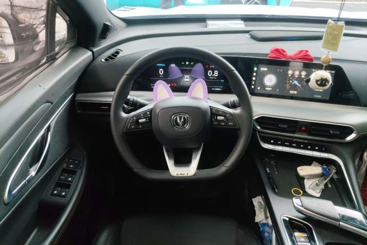 Used CHANGAN UNI-T 2022 1.5T Excellence Model Steering Wheel