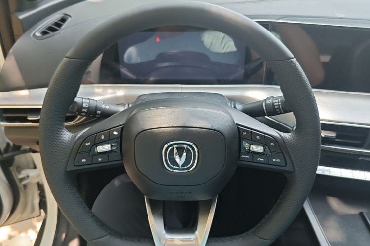Used CHANGAN UNI-T 2022 1.5T Excellence Model Steering Wheel