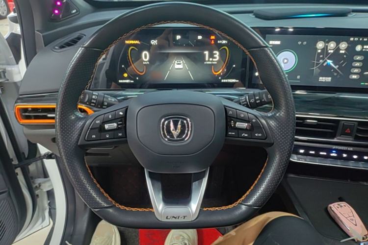 Used CHANGAN UNI-T 2022 1.5T Flagship Edition Steering Wheel