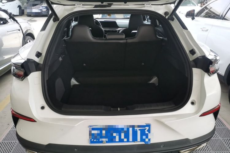 Used CHANGAN UNI-T 2022 1.5T Flagship Edition Trunk