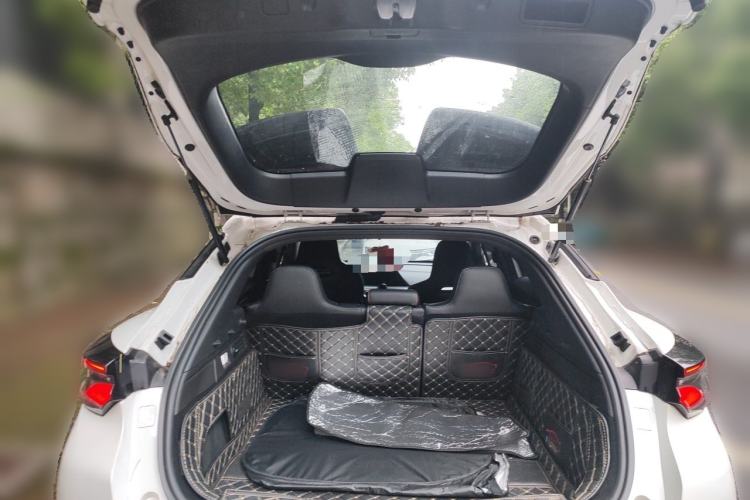 Used CHANGAN UNI-T 2022 1.5T Sport Edition Premium Version Trunk