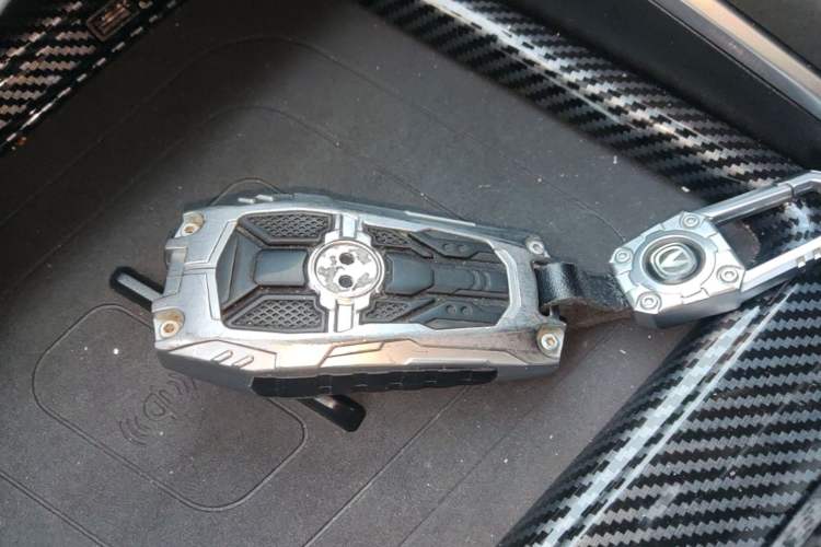 Used CHANGAN UNI-T 2022 1.5T Sport Edition Flagship Version Vehicle Key