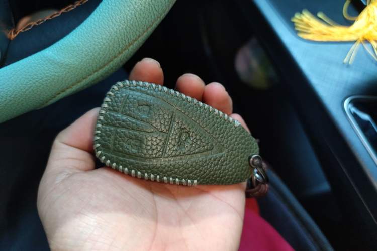 Used CHANGAN UNI-T 2022 1.5T Prestige Version Vehicle Key