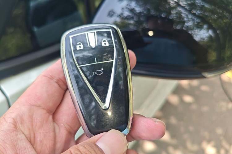 Used CHANGAN UNI-T 2022 1.5T Excellence Model Vehicle Key