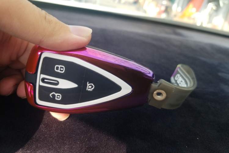 Used CHANGAN UNI-T 2022 1.5T Prestige Version Vehicle Key