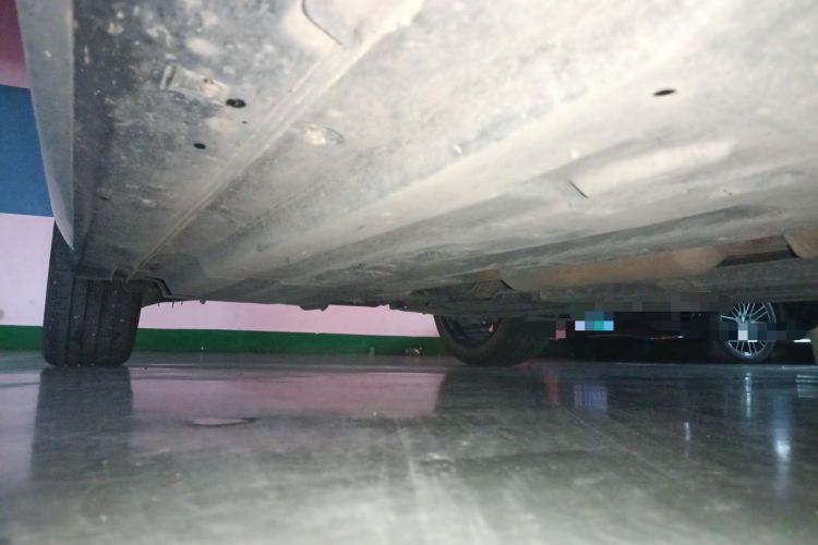 Used CHANGAN UNI-T 2023 2nd Generation 1.5T Sport Edition Prestige Version Chassis Front Right