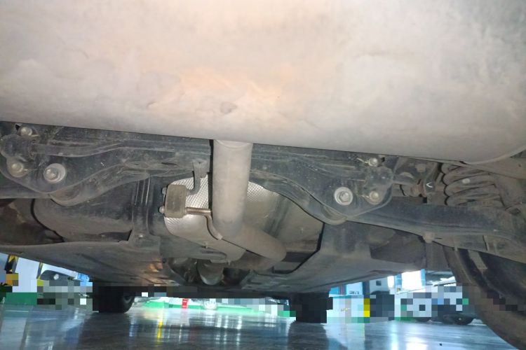 Used CHANGAN UNI-T 2023 2nd Generation 1.5T Sport Edition Prestige Version Chassis Rear