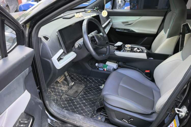 Used CHANGAN UNI-T 2023 Second-Generation 1.5T Prestige Model Driver Seat