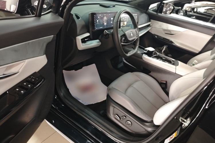 Used CHANGAN UNI-T 2023 2nd Generation 1.5T Flagship Version Driver Seat