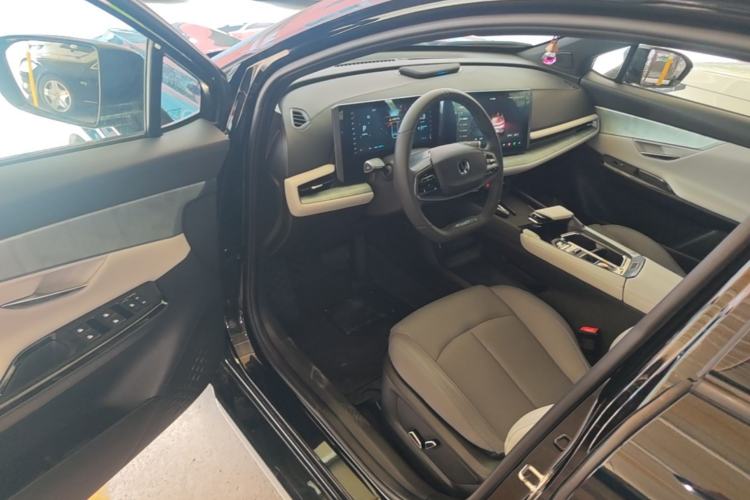 Used CHANGAN UNI-T 2023 Second-Generation 1.5T Prestige Model Driver Seat