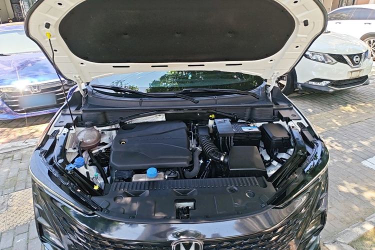 Used CHANGAN UNI-T 2023 2nd Generation 1.5T Sport Edition Prestige Version Engine Bay
