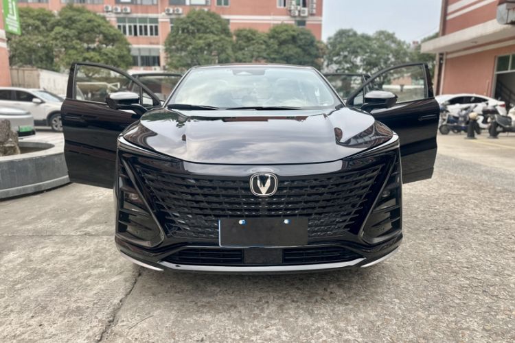 Used CHANGAN UNI-T 2023 Second-Generation 1.5T Prestige Model Exterior 4