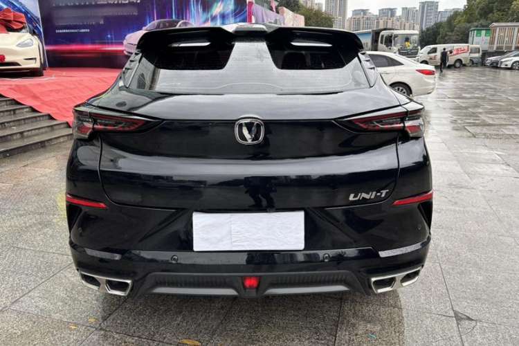 Used CHANGAN UNI-T 2023 Second-Generation 1.5T Prestige Model Exterior 5