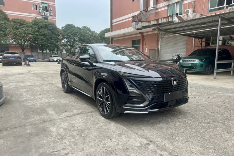 Used CHANGAN UNI-T 2023 Second-Generation 1.5T Prestige Model Exterior 6