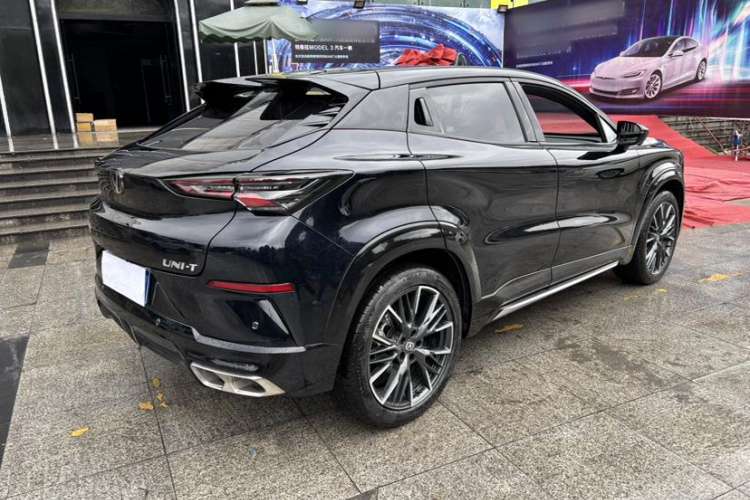 Used CHANGAN UNI-T 2023 Second-Generation 1.5T Prestige Model Exterior 6