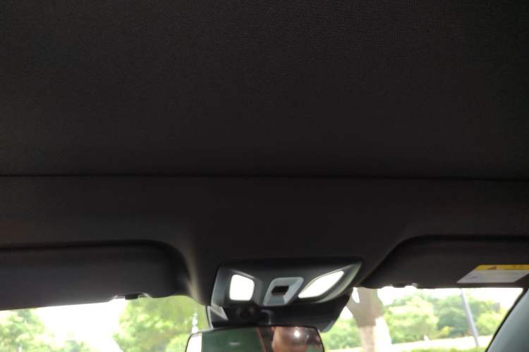 Used CHANGAN UNI-T 2023 2nd Generation 1.5T Sport Edition Flagship Version Headliner