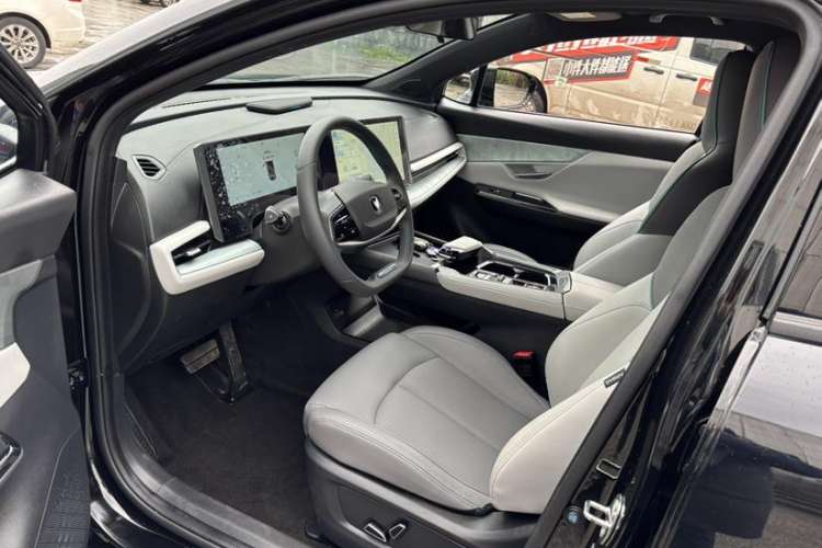 Used CHANGAN UNI-T 2023 Second-Generation 1.5T Prestige Model Interior 1