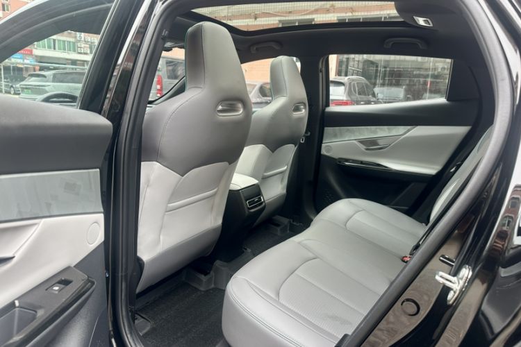 Used CHANGAN UNI-T 2023 Second-Generation 1.5T Prestige Model Interior 11