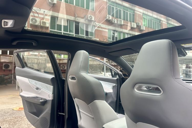 Used CHANGAN UNI-T 2023 Second-Generation 1.5T Prestige Model Interior 12