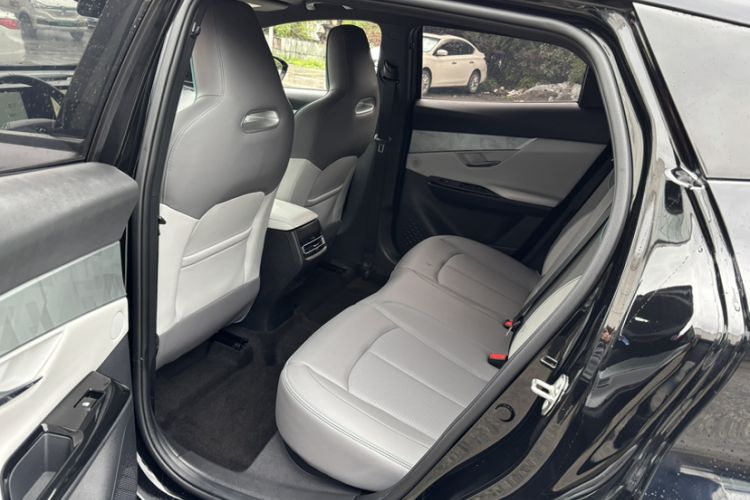 Used CHANGAN UNI-T 2023 Second-Generation 1.5T Prestige Model Interior 2