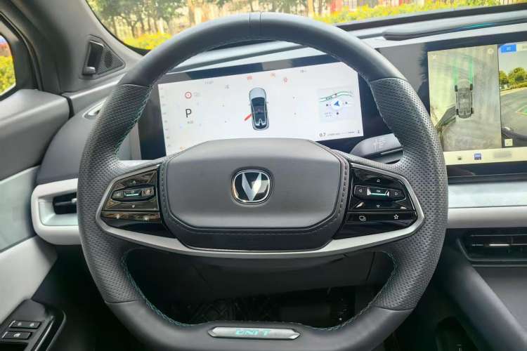 Used CHANGAN UNI-T 2023 2nd Generation 1.5T Flagship Version Interior 3
