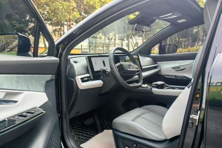 Used CHANGAN UNI-T 2023 2nd Generation 1.5T Flagship Version Interior 5